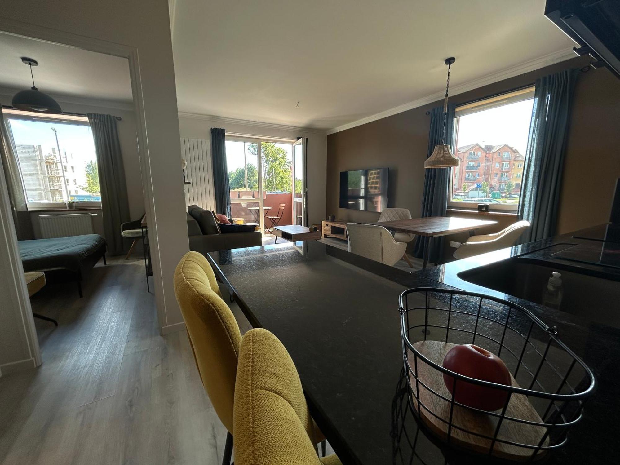 Przytulny Apartament Lubiń Extérieur photo